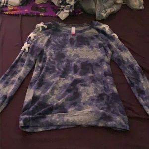 No boundaries sweater shirt